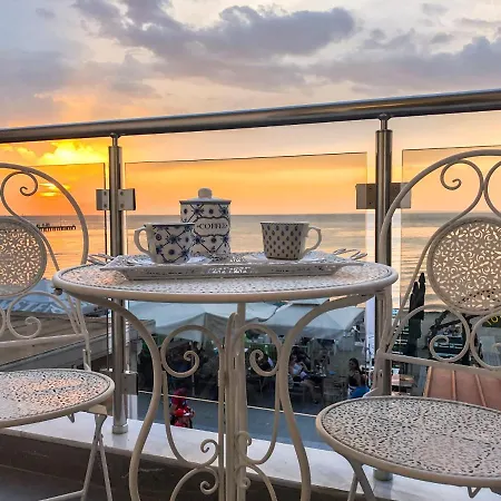 Siel Seaside Boutique Homes Peraía Extérieur photo